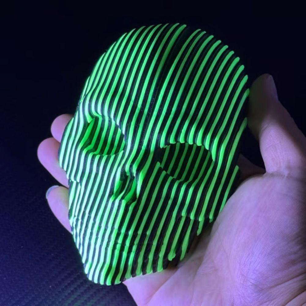 Ilusión Visual, calaveras con  - 3D Printing Simulator reseña y precio